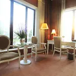 Shanghai Eiffelton Hotel