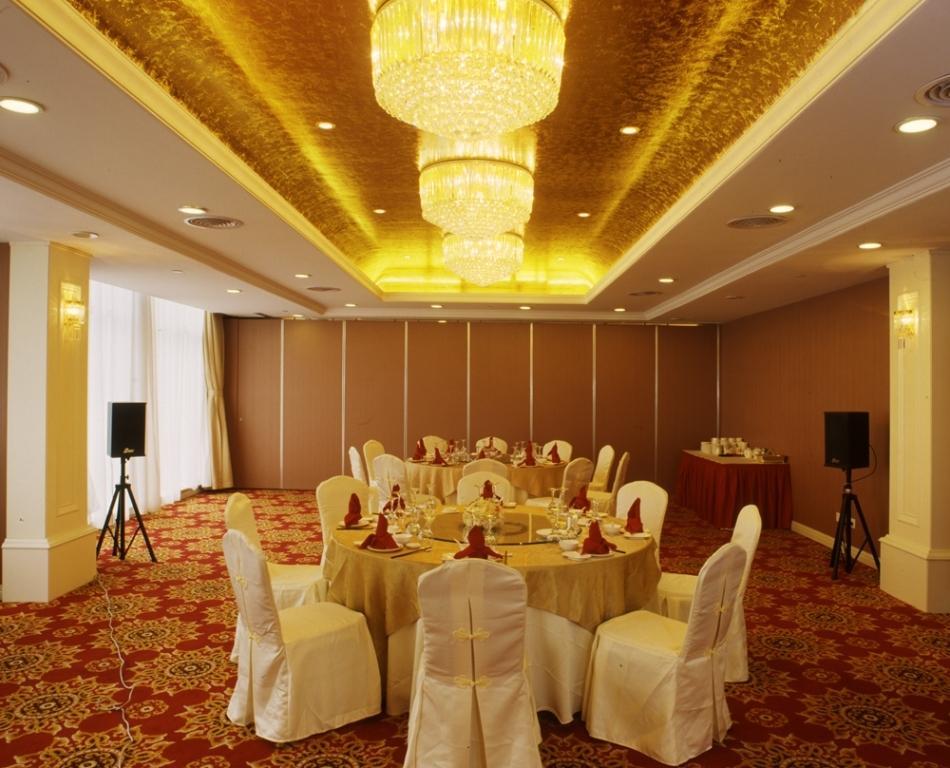 Hotel Eiffelton 5*